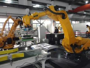 BYC博盈轴承介绍工业机器人以及工业机器人轴承的运用