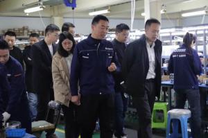 保利汇鑫、钢研极光、金航钛业领导莅临博盈轴承考察交流